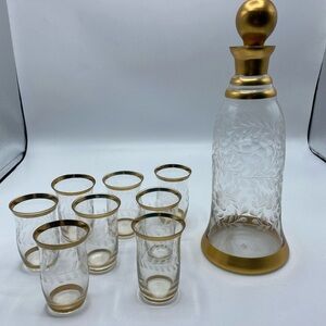 Vintage 24k Etched Gold Trim Decanter With 8 Cups